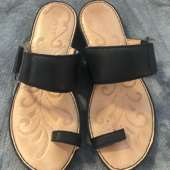 born toe loop sandals